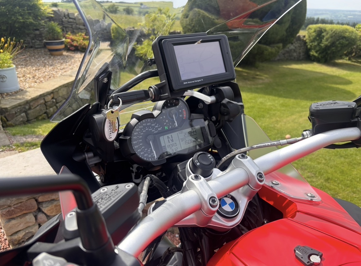 17 - 67 BMW R1200GS TE ADVENTURE - HIGH SPEC - FBMWSH - STUNNING CONDITION - Image 46