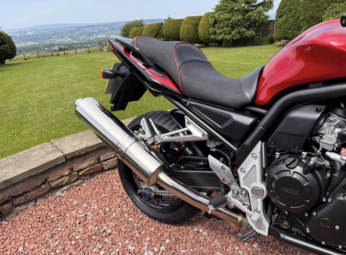 05 - 05 YAMAHA FZS1000 - FAZER 1000 - LOW MILES - STUNNING BIKE - Image 9