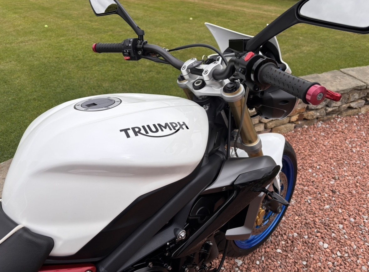 16 - 16 TRIUMPH STREET TRIPLE 675 S - LOW MILES FTSH - Image 21