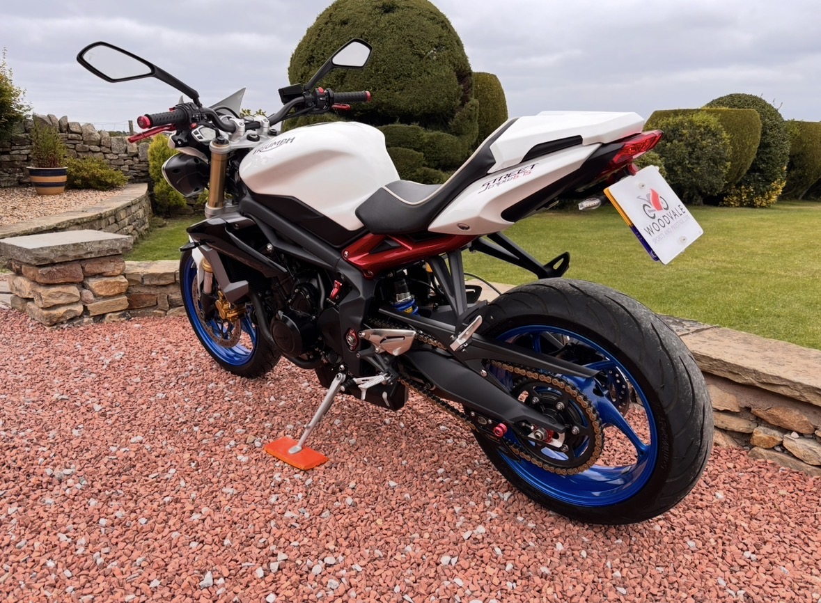 16 - 16 TRIUMPH STREET TRIPLE 675 S - LOW MILES FTSH - Image 26
