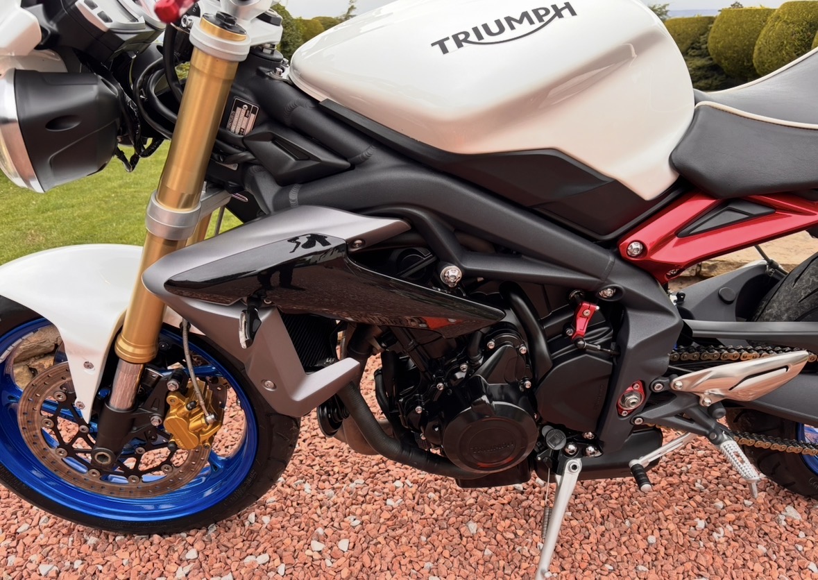 16 - 16 TRIUMPH STREET TRIPLE 675 S - LOW MILES FTSH - Image 30