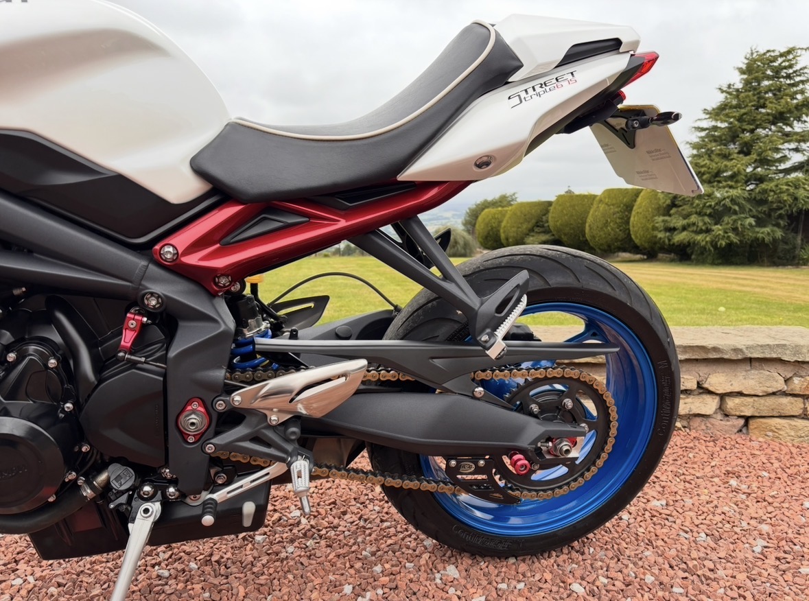 16 - 16 TRIUMPH STREET TRIPLE 675 S - LOW MILES FTSH - Image 33