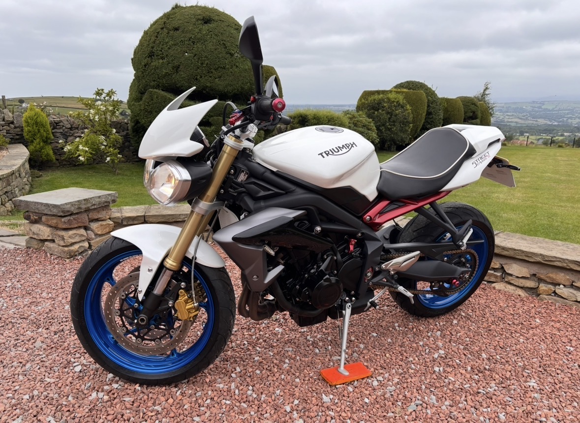 16 - 16 TRIUMPH STREET TRIPLE 675 S - LOW MILES FTSH - Image 27