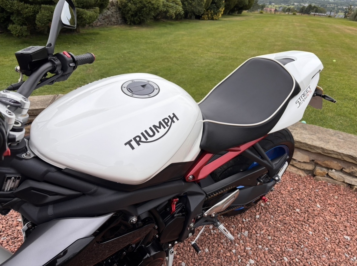 16 - 16 TRIUMPH STREET TRIPLE 675 S - LOW MILES FTSH - Image 39
