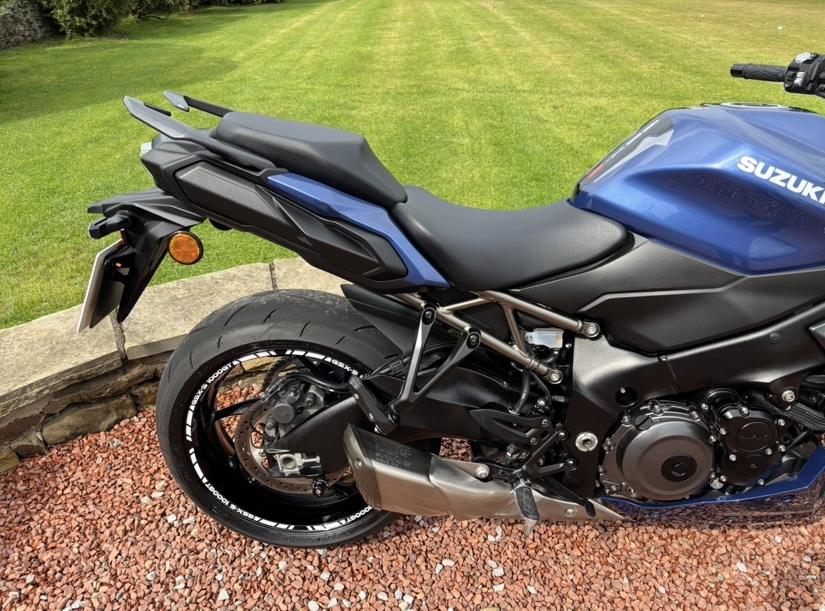 22 - 72 SUZUKI GSX-S1000 GT - VERY LOW MILES - FANTASTIC CONDITION - Image 16