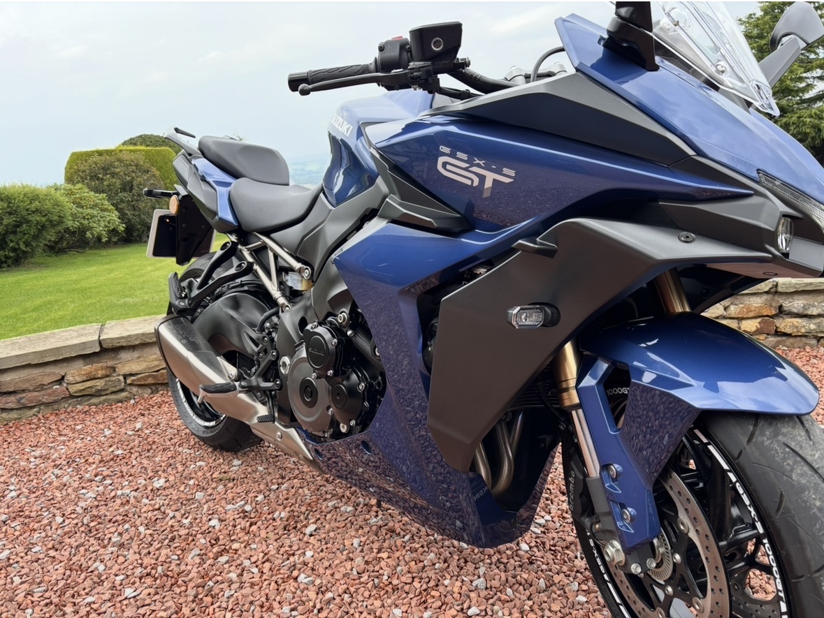 22 - 72 SUZUKI GSX-S1000 GT - VERY LOW MILES - FANTASTIC CONDITION - Image 7