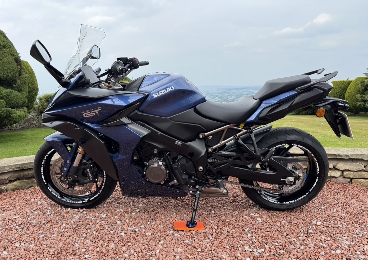 22 - 72 SUZUKI GSX-S1000 GT - VERY LOW MILES - FANTASTIC CONDITION - Image 26