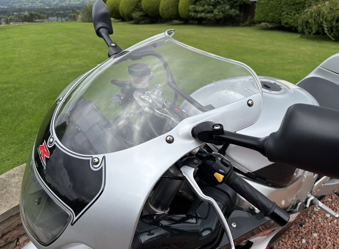 97 - P SUZUKI GSXR750V SRAD - STUNNING 90's SUPERBIKE - ONLY 2 OWNERS - Image 44