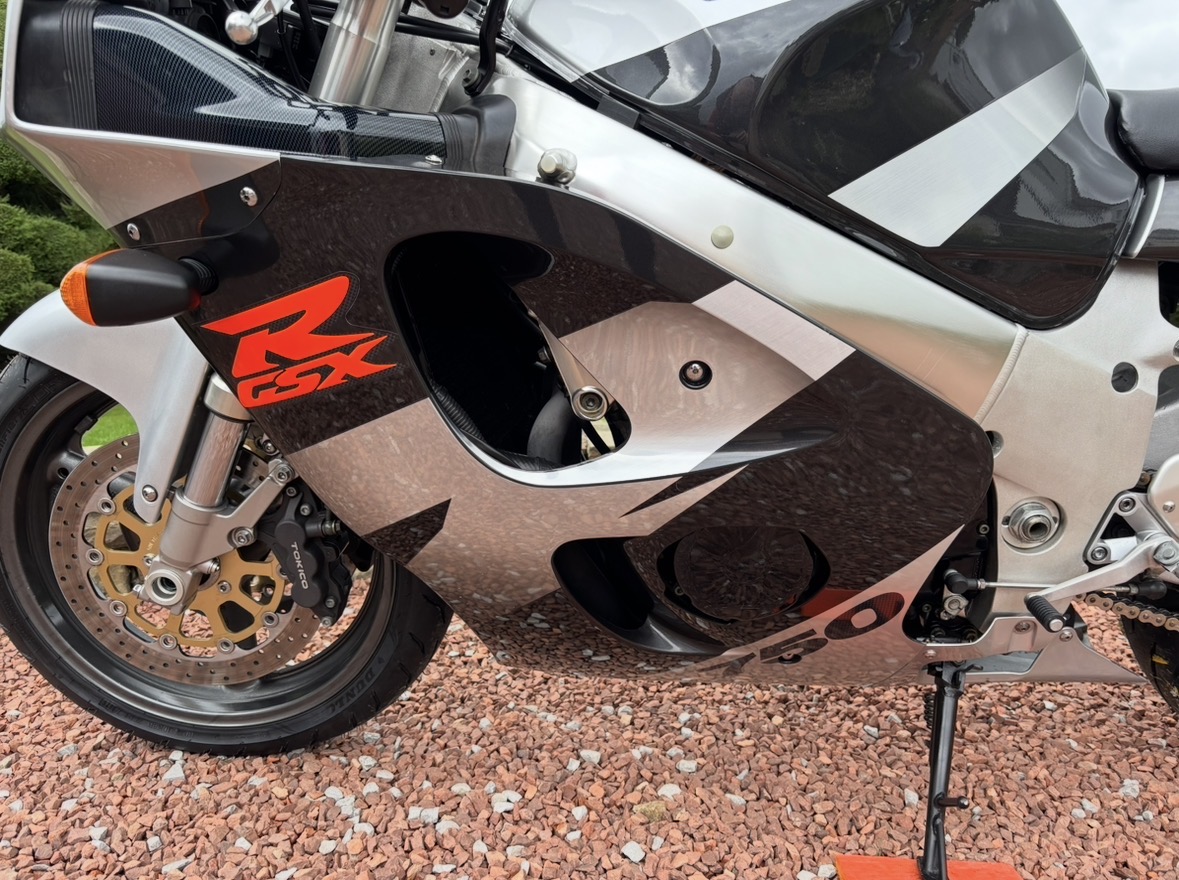 97 - P SUZUKI GSXR750V SRAD - STUNNING 90's SUPERBIKE - ONLY 2 OWNERS - Image 47