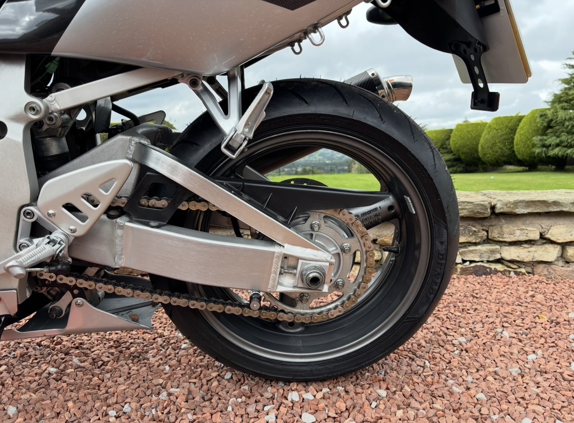 97 - P SUZUKI GSXR750V SRAD - STUNNING 90's SUPERBIKE - ONLY 2 OWNERS - Image 51