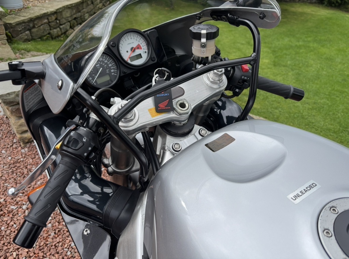 97 - P SUZUKI GSXR750V SRAD - STUNNING 90's SUPERBIKE - ONLY 2 OWNERS - Image 48