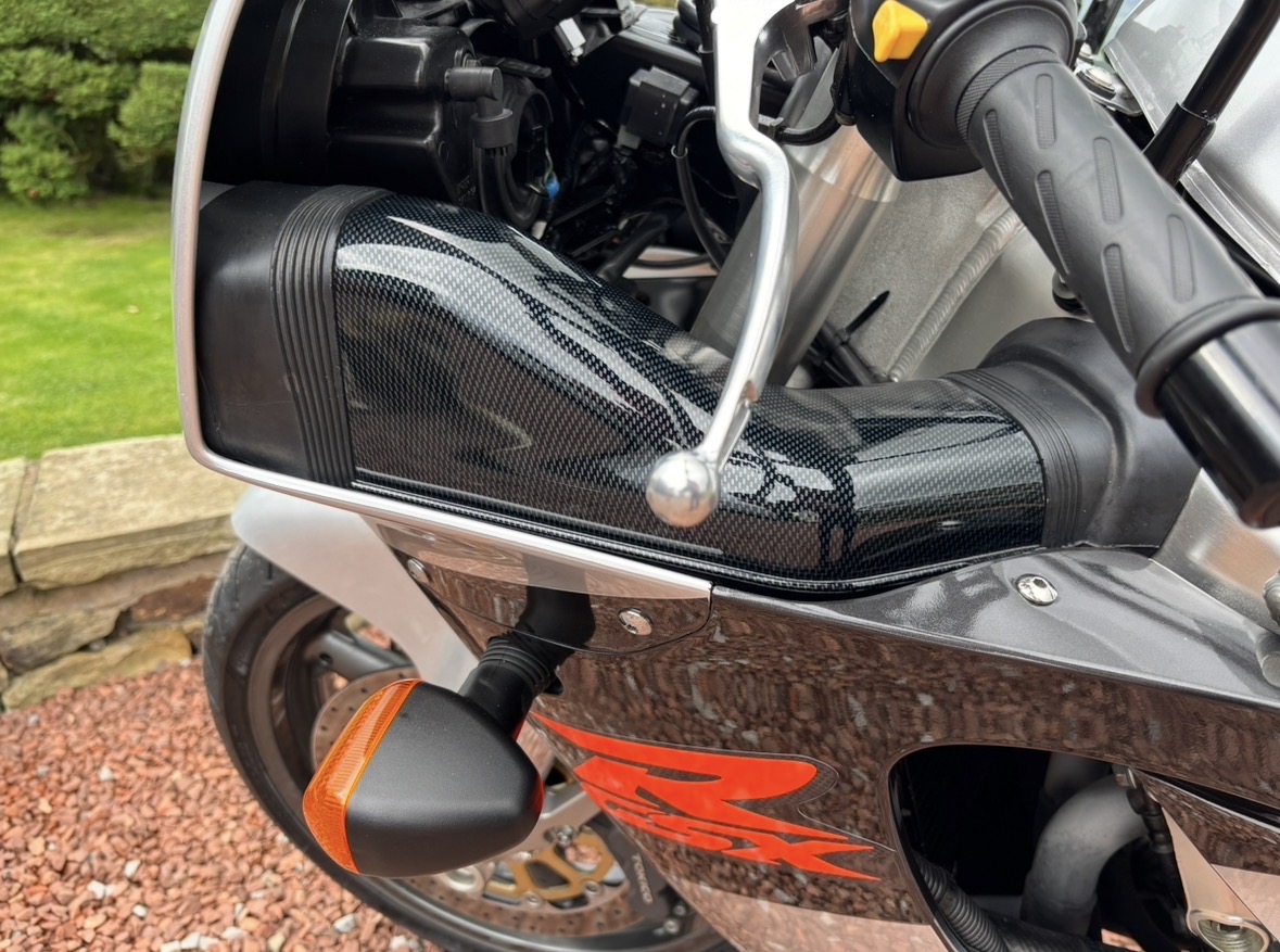 97 - P SUZUKI GSXR750V SRAD - STUNNING 90's SUPERBIKE - ONLY 2 OWNERS - Image 25