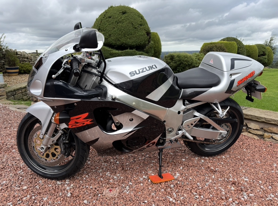 97 - P SUZUKI GSXR750V SRAD - STUNNING 90's SUPERBIKE - ONLY 2 OWNERS - Image 38