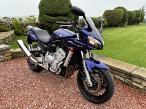 03 - 53 YAMAHA FZS1000 - FAZER 1000 - LOW MILES WITH GREAT SERVICE HISTORY