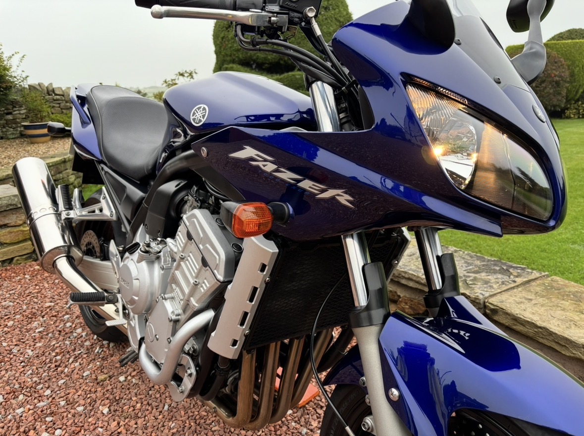 03 - 53 YAMAHA FZS1000 - FAZER 1000 - LOW MILES WITH GREAT SERVICE HISTORY - Image 8
