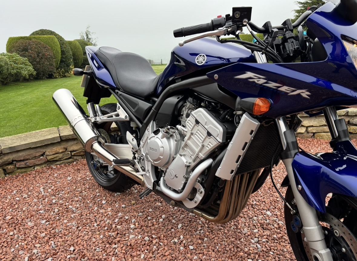 03 - 53 YAMAHA FZS1000 - FAZER 1000 - LOW MILES WITH GREAT SERVICE HISTORY - Image 10