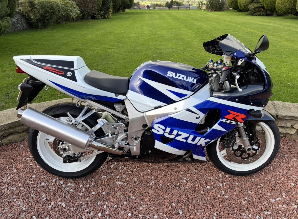03 - 03 SUZUKI GSXR750 K3 - STUNNING CONDITION SUPERBIKE - LOW MILES - Image 4
