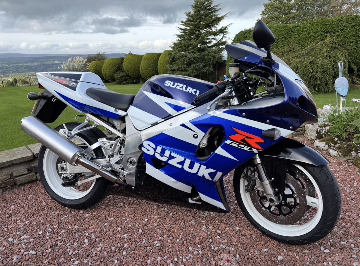 03 - 03 SUZUKI GSXR750 K3 - STUNNING CONDITION SUPERBIKE - LOW MILES - Image 6